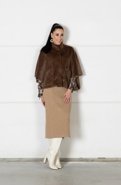 Cape 01 Camicia: 228.63 Gonna: 222.84