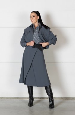 Giacca: 227.13 Camicia: 226.98 Gonna: 227.14