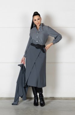 Giacca: 227.13 Camicia: 226.98 Gonna: 227.14