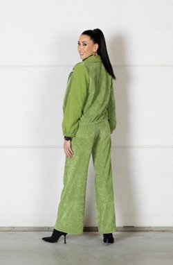 Giacca: 227.70 Top: 228.07 Pantalone: 227.69