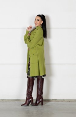 Gilet:basic.200 Pull: 222.85 Gonna: 228.09