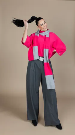 Pull 233.52 Pantalone 236.12 Sciarpa 233.48