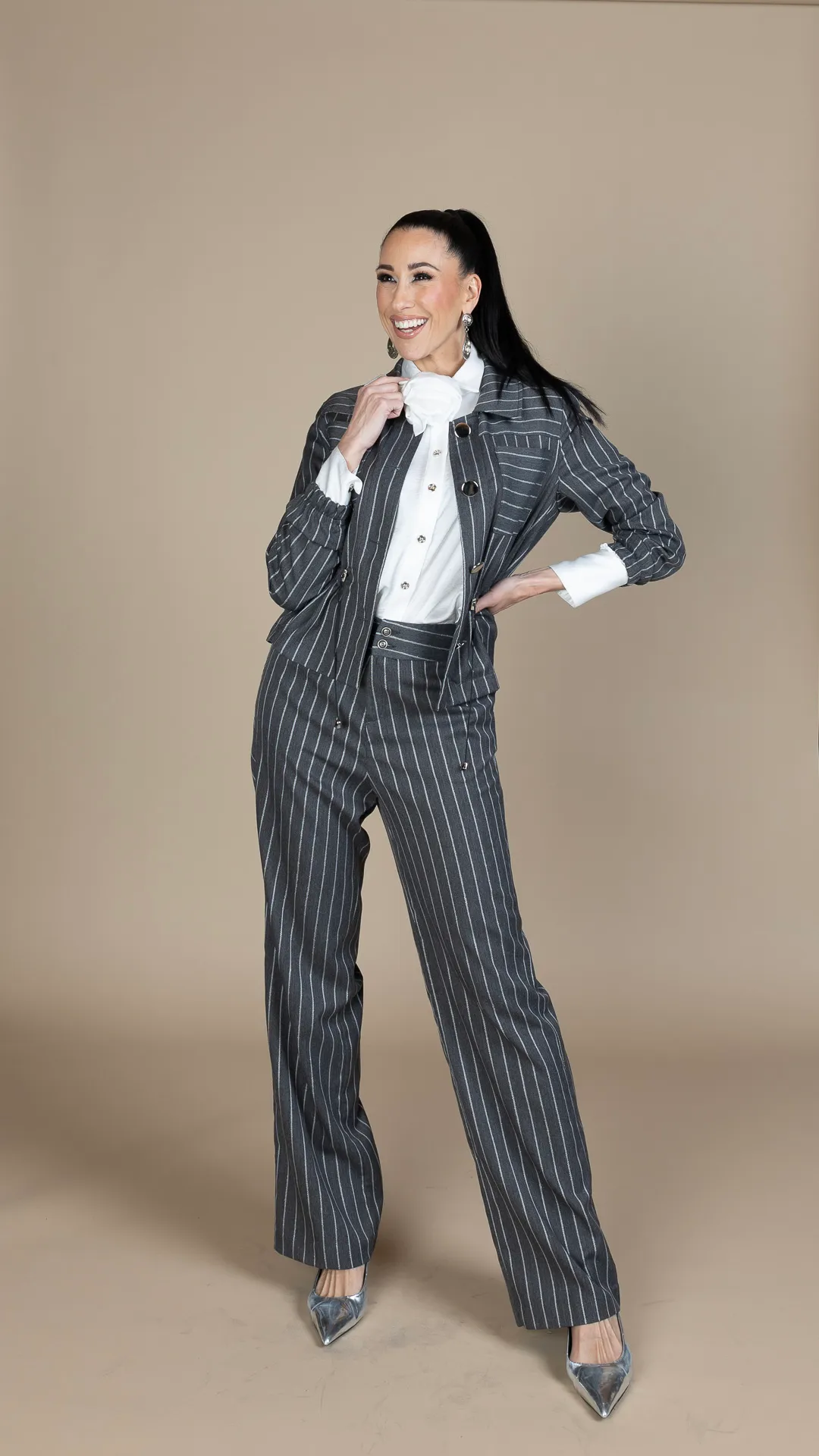Giacca 237.90 Camicia 238.21 Pantalone 237.89