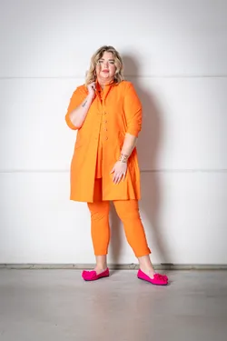 Giacca: SC.006 Maglia: SC.053 Pantalone: SC.029