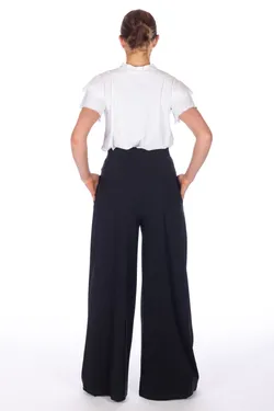 Maglia: SC.053 Pantalone: SC.042