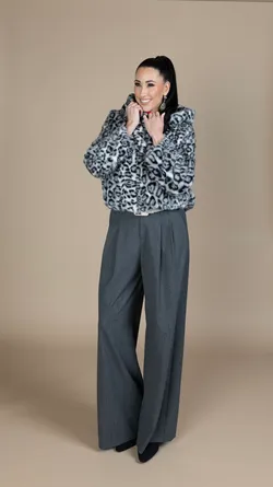 Mantello 236.85 Pantalone 236.12