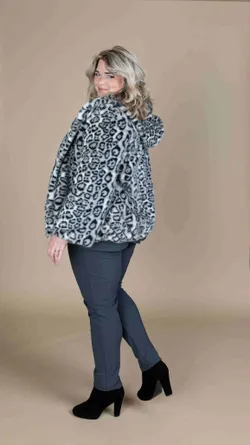 Mantello 234.00 Tunica SC.016 Pantalone SC.003