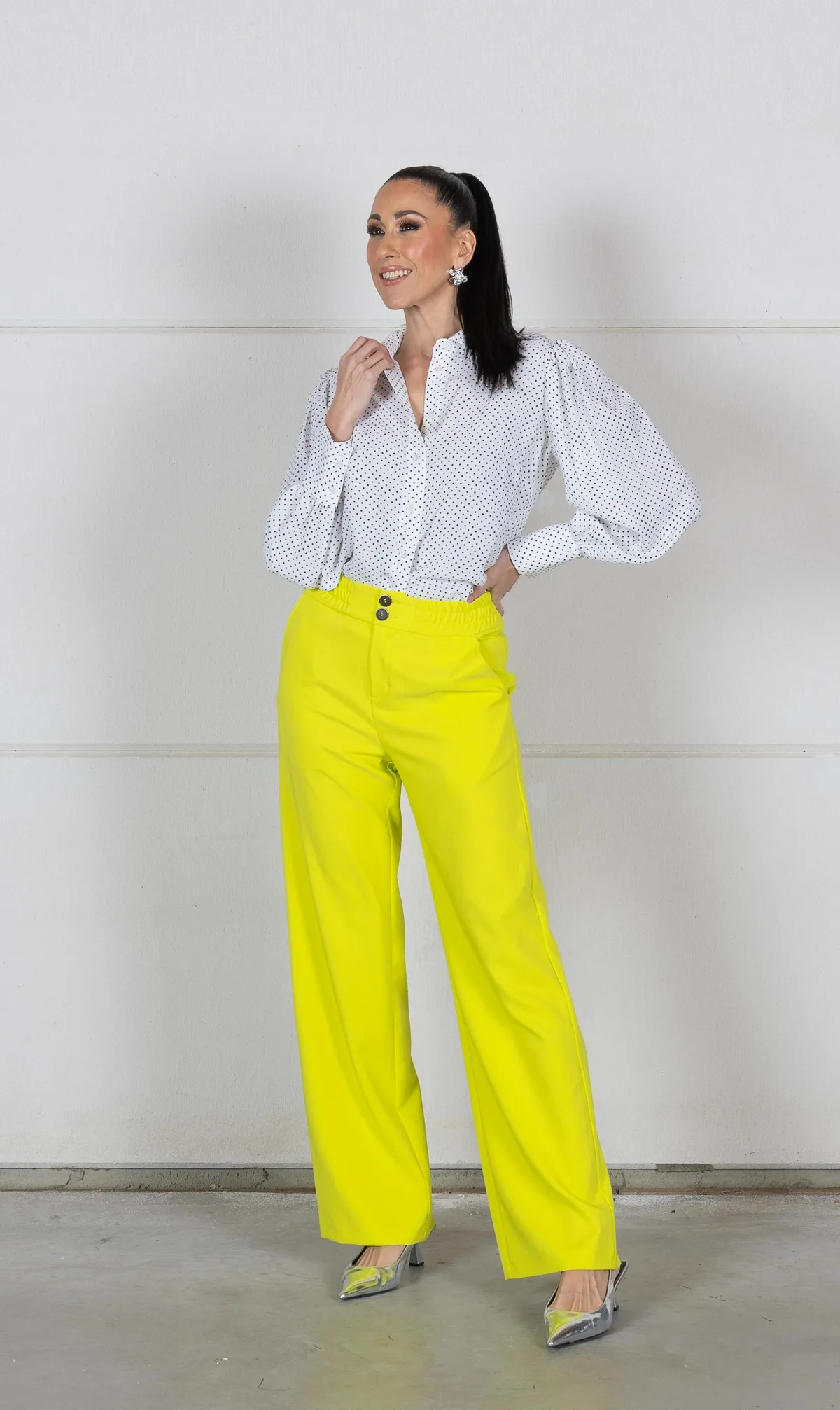 Camicia: 233.41 Pantalone: 232.81