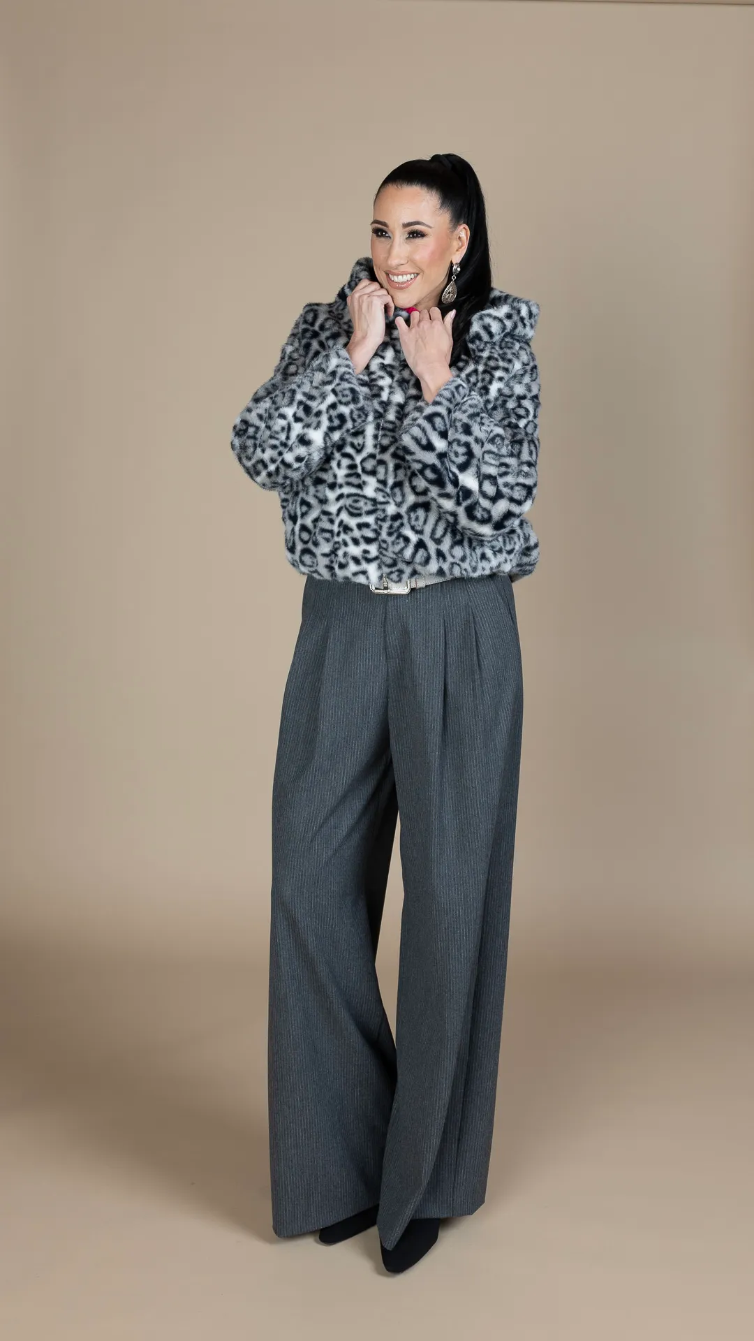 Mantello 236.85 Pantalone 236.12