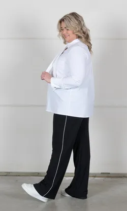 Camicia: SC.018 Pantalone: 230.91